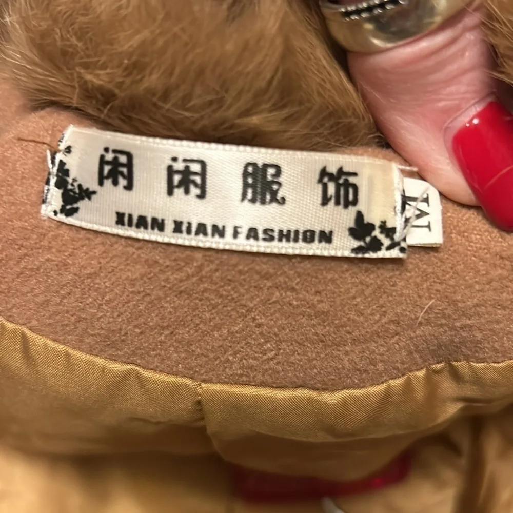 🌟🌟Flouncy Bottom Tan Coat 🧥🌟🌟 - Picture 8 of 10